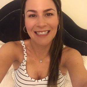 Meet your Posher, Lori